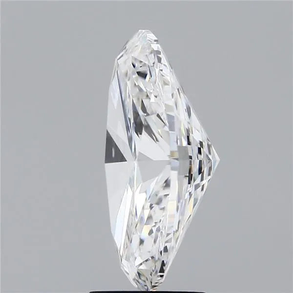 4.01 carats oval diamond