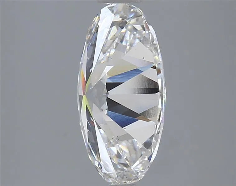 2.9 carats oval diamond