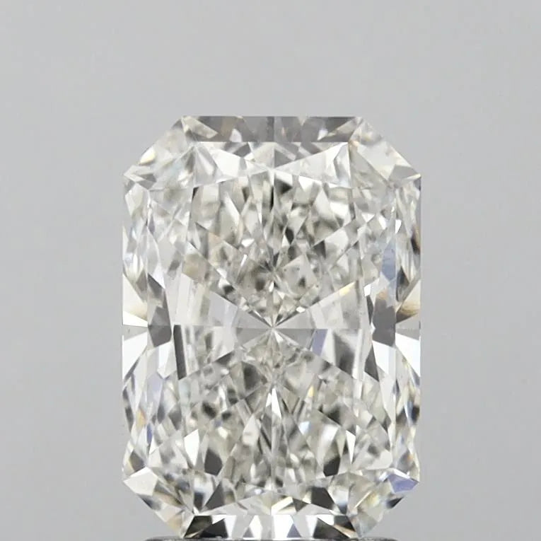 2 carats radiant diamond