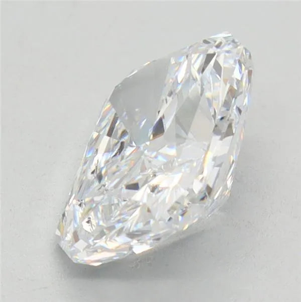 2 carats radiant diamond