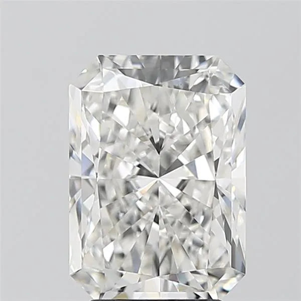 3.04 carats radiant diamond