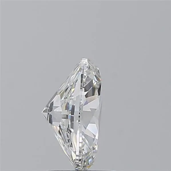 1.7 carats oval diamond