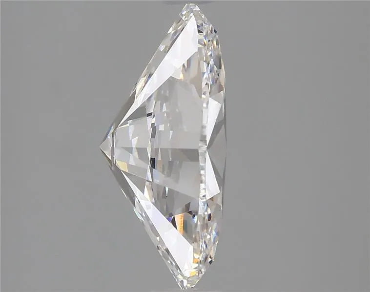 3.15 carats oval diamond