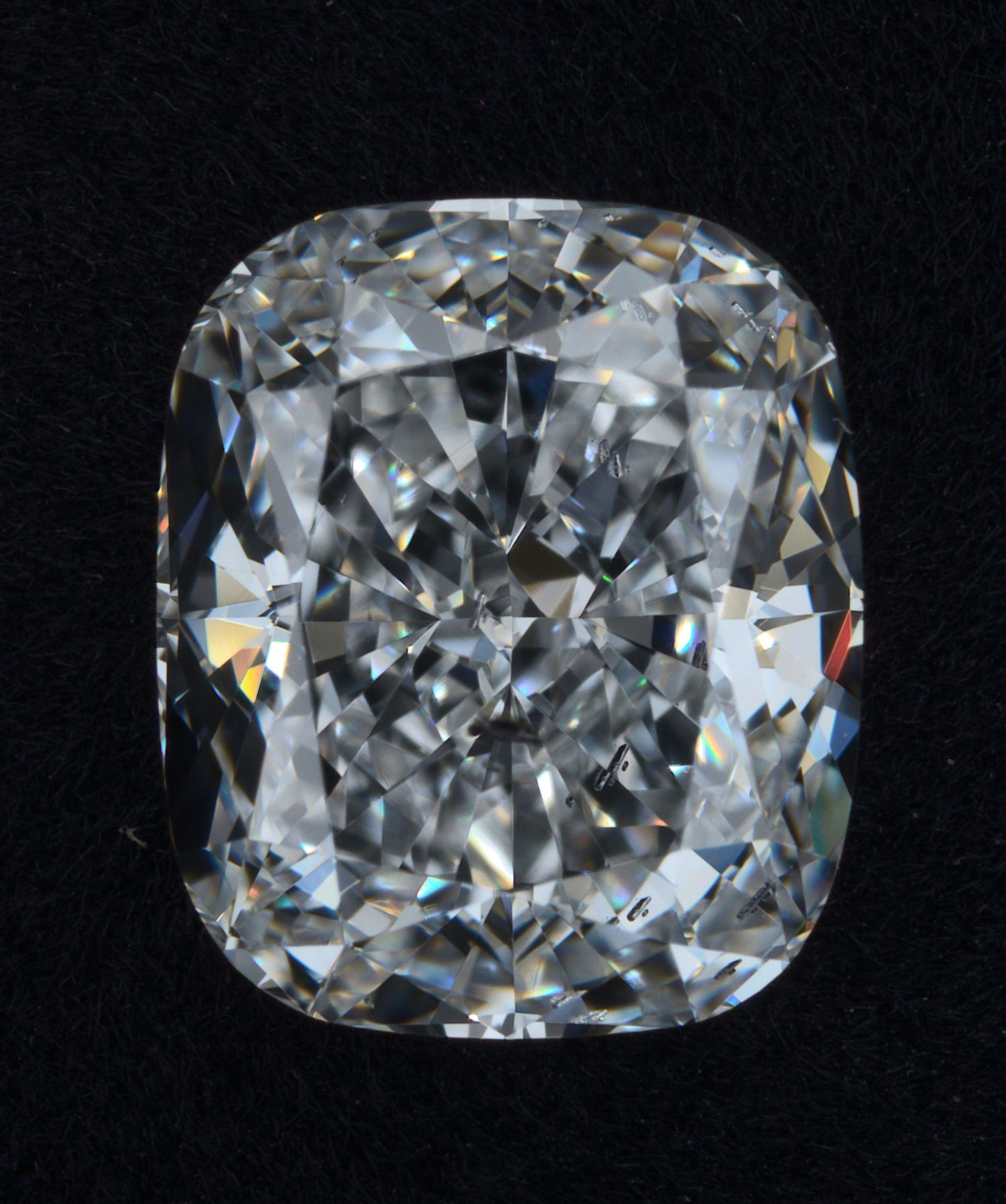 2.56 carats cushion brilliant diamond
