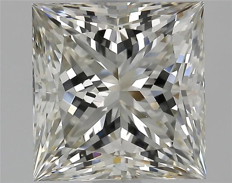 1.92 carats princess diamond