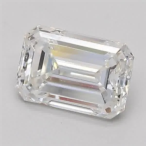 1.8 carats emerald diamond