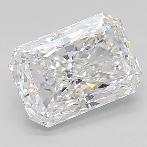 1.9 carats radiant diamond