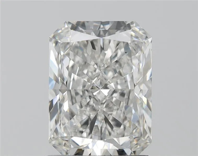 2.07 carats radiant diamond