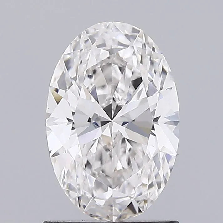 1.1 carats oval diamond
