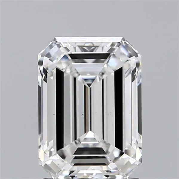 2.01 carats emerald diamond