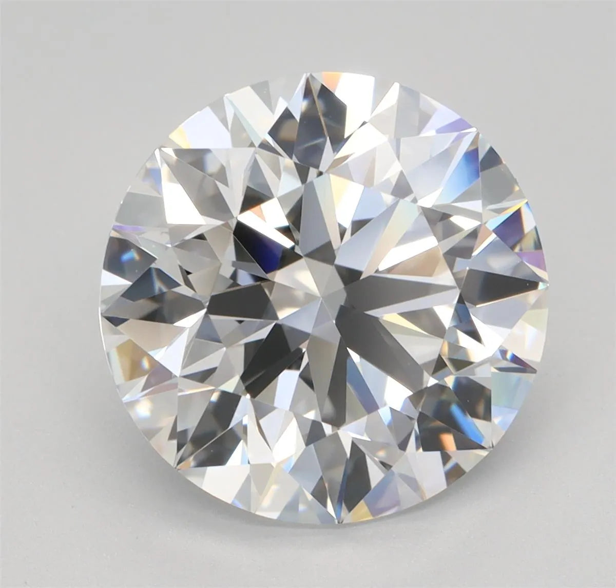 4.3 carats round diamond