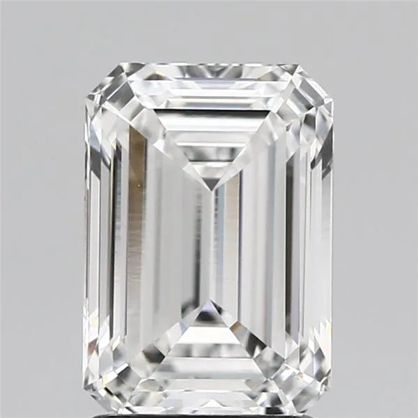 2 carats emerald diamond