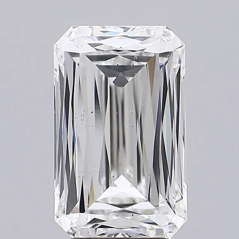 4.14 carats radiant diamond