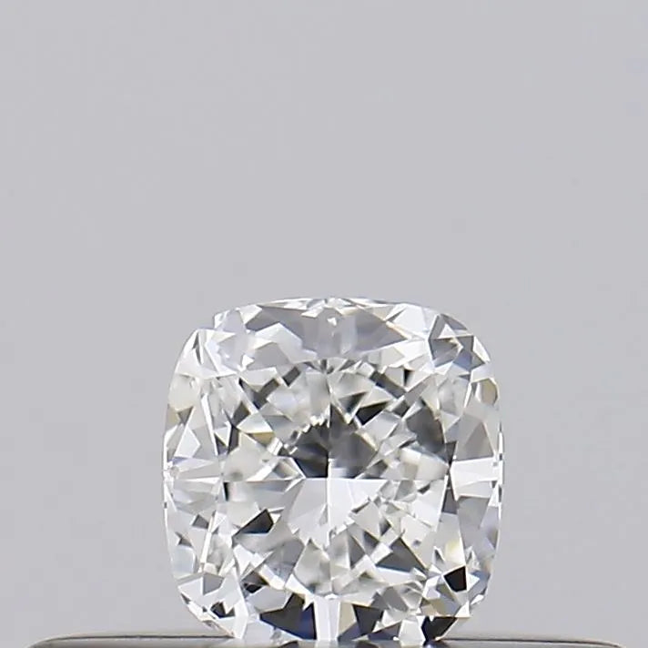 0.18 carats cushion modified diamond