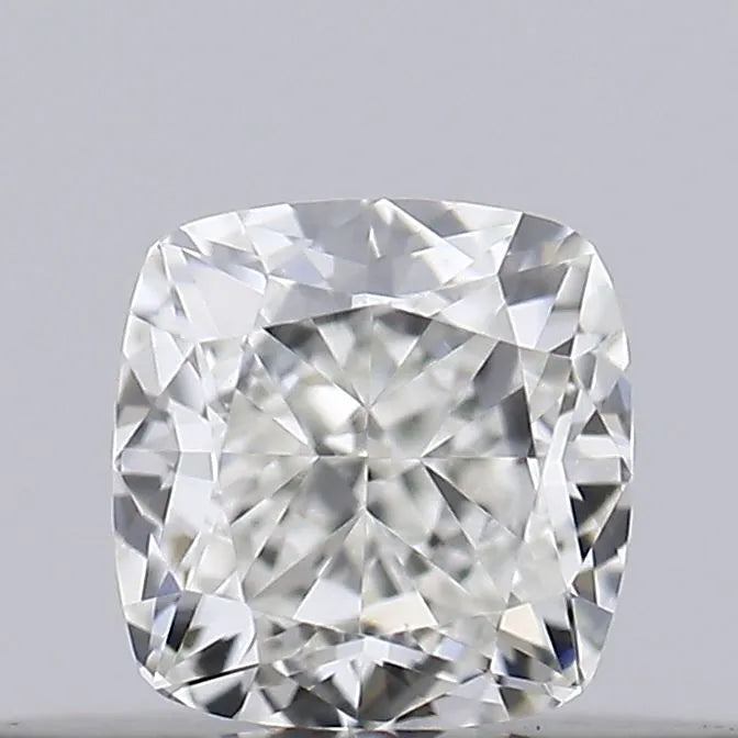 2 carats oval diamond