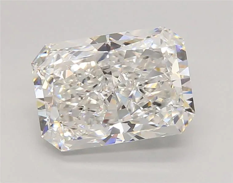 3.00ct radiant lab grown diamond (colour e, clarity vs1, igi certified)