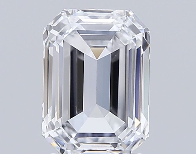 2.01 carats emerald diamond