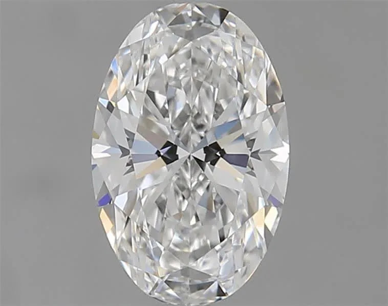 0.9 carats oval diamond