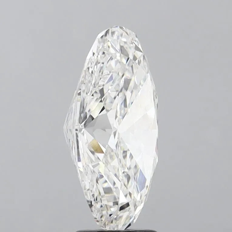 4.99 carats oval diamond