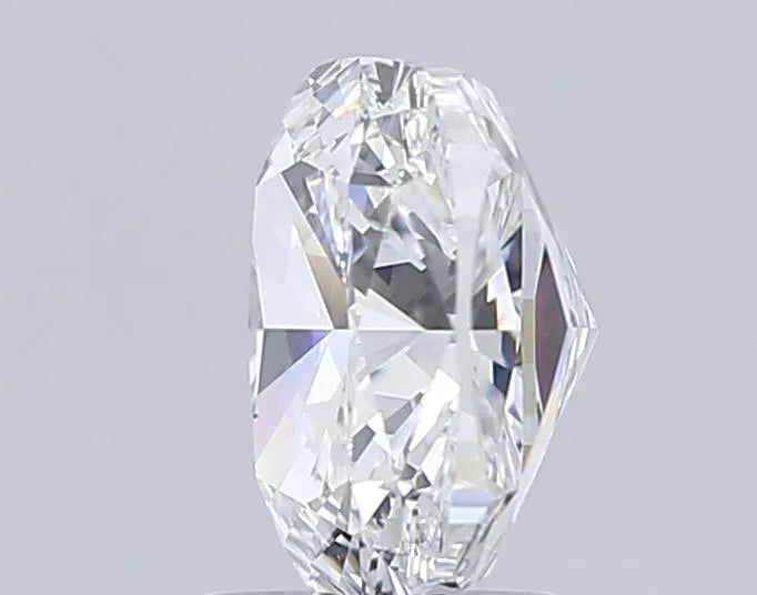 2.78 carats cushion brilliant diamond