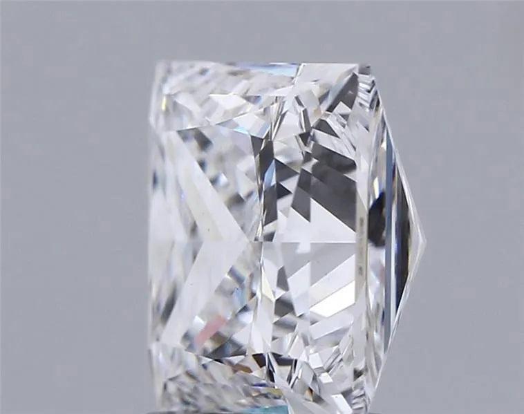 4.29 carats princess diamond