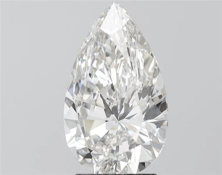 4 carats pear diamond