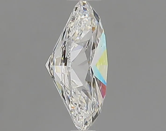 0.9 carats oval diamond