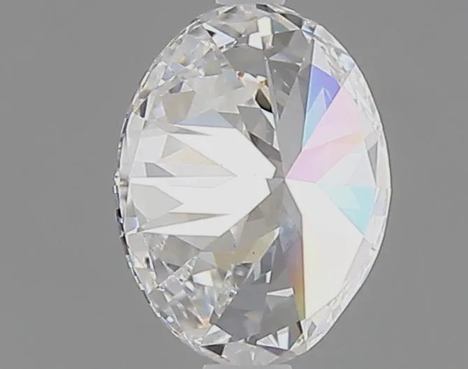 0.9 carats oval diamond