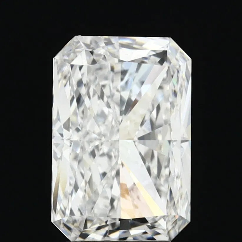 4.12 carats radiant diamond