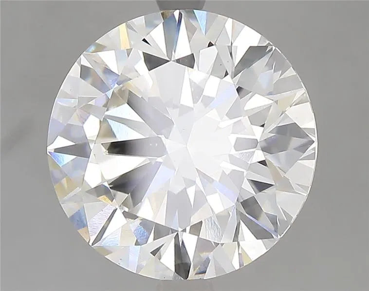 4.5 carats round diamond