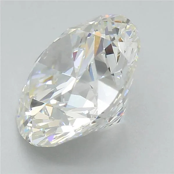 3.12 carats round diamond