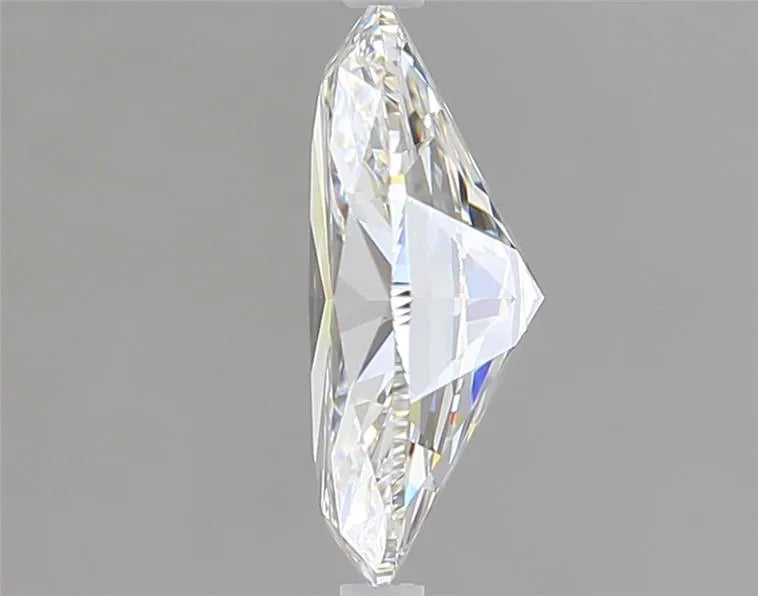 1.4 carats oval diamond