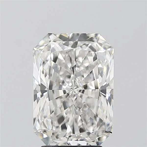 3.06 carats radiant diamond