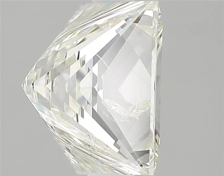 2.51 carats princess diamond