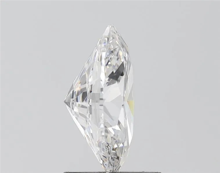 2.08 carats oval diamond