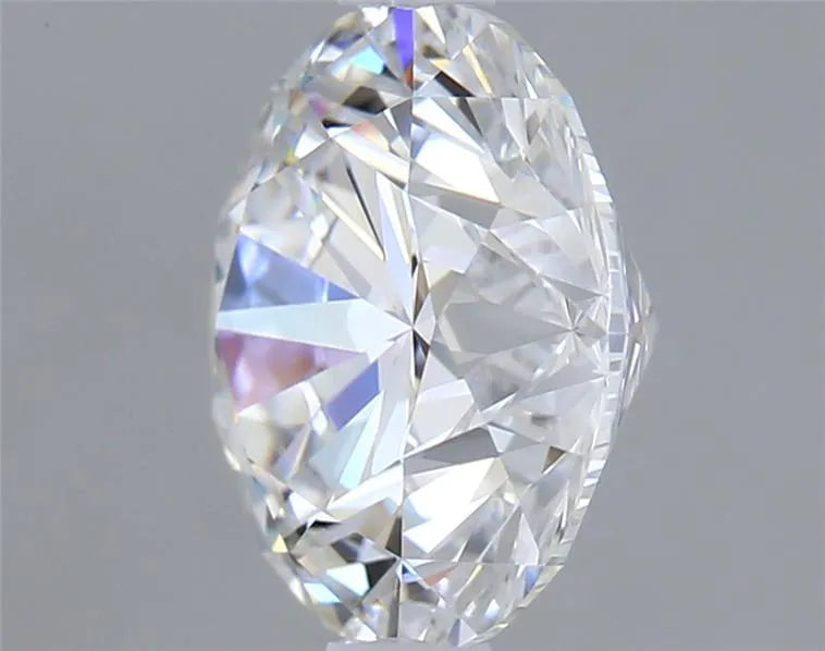 1.77 carats round diamond