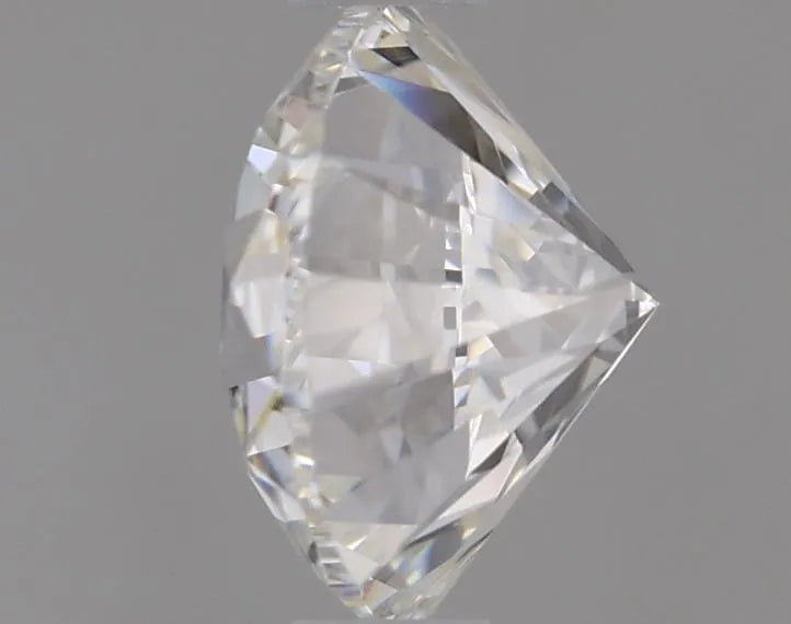 0.81 carats round diamond