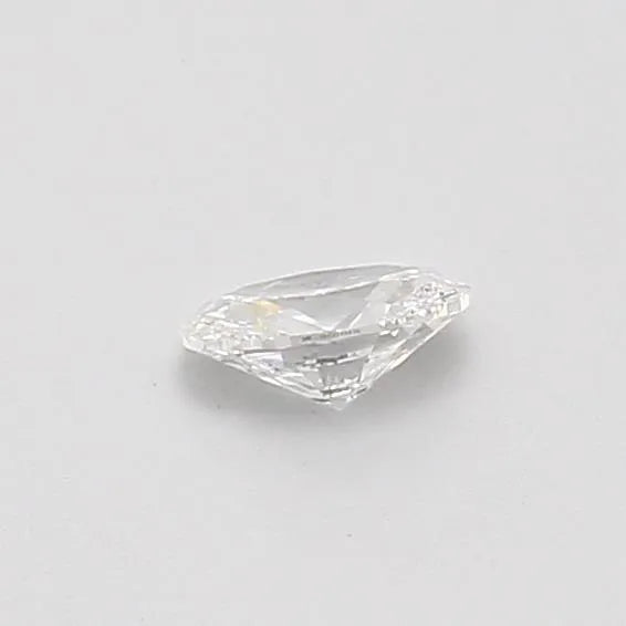 0.3 carats oval diamond