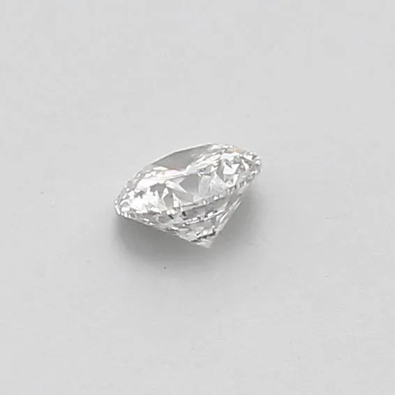 1.75 carats round diamond
