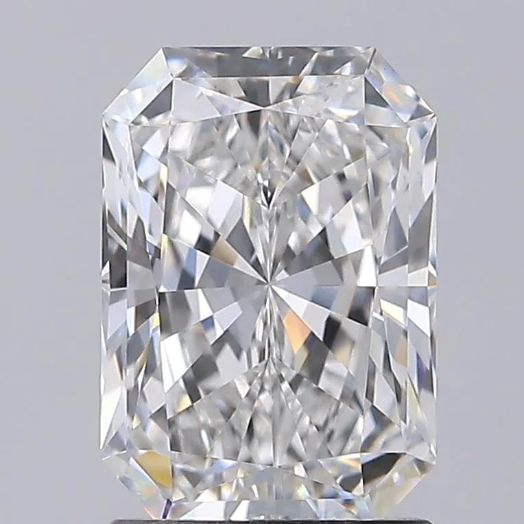 1.60ct Radiant Lab Grown Diamond (Colour E, Clarity VVS2, IGI Certified)