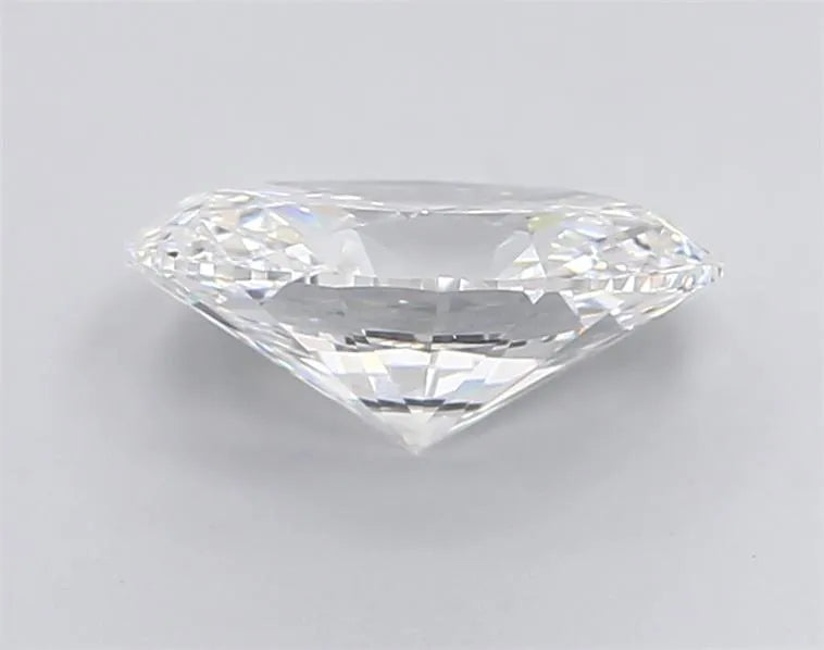 3.05 carats oval diamond