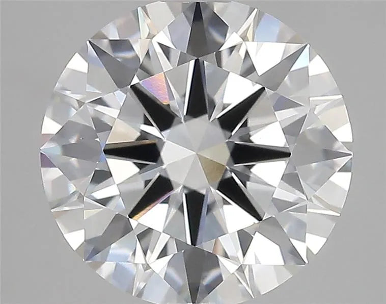 4.13 carats round diamond