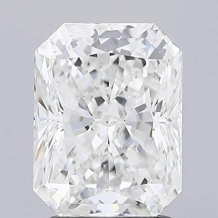 2 carats radiant diamond