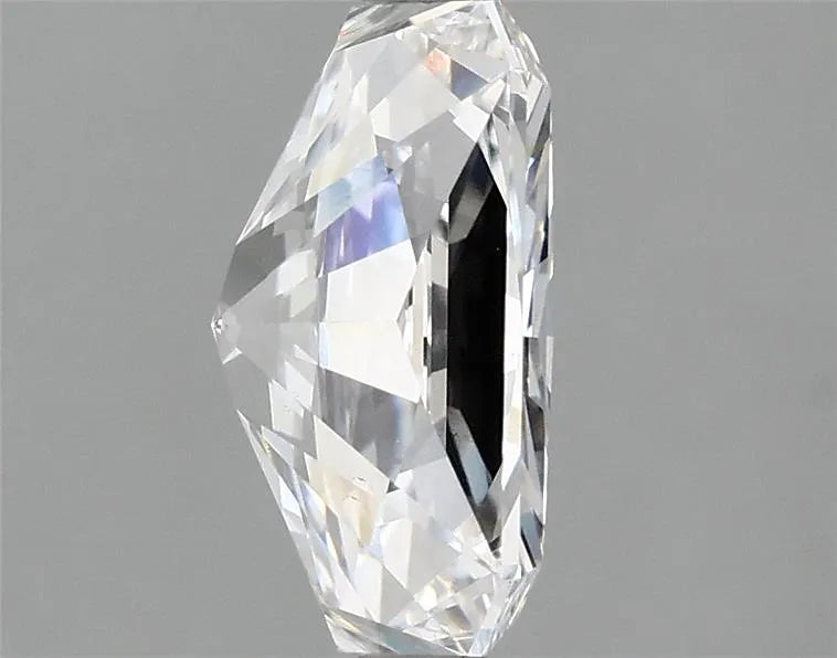 2.92ct Radiant Lab Grown Diamond (Colour E, Clarity VVS2, IGI Certified)