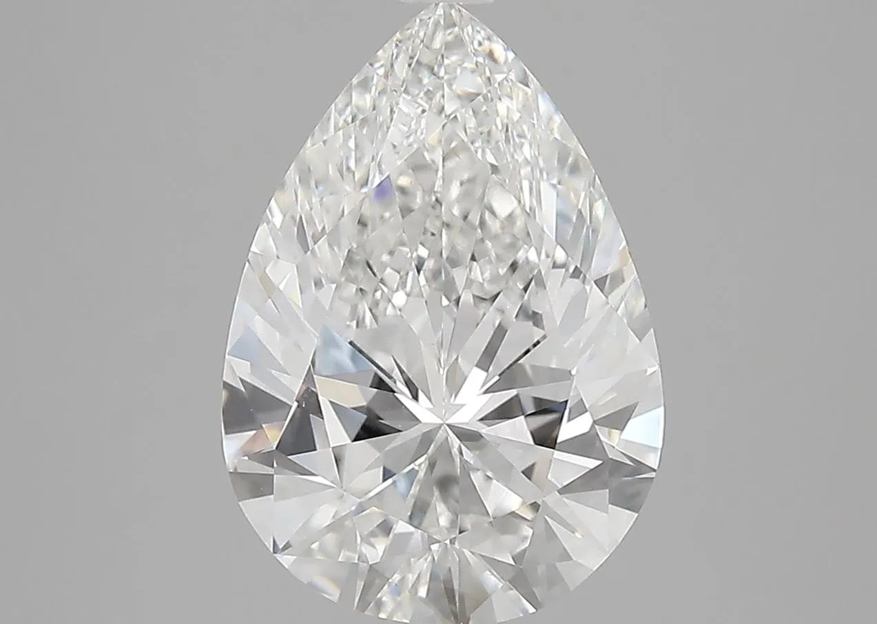 4 carats pear diamond