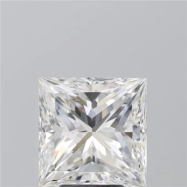 5.01 carats princess diamond