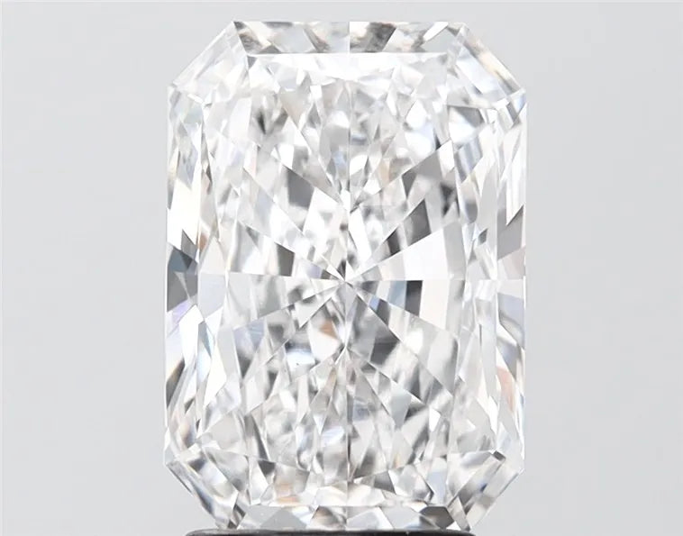 3.00ct Radiant Lab Grown Diamond (Colour F, Clarity VS1, IGI Certified)