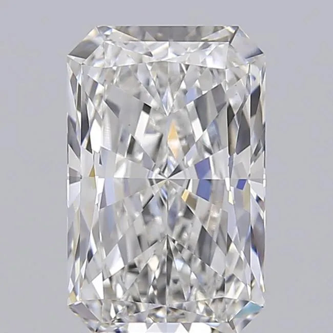 3.54ct Radiant Lab Grown Diamond (Colour E, Clarity VVS2, IGI Certified)