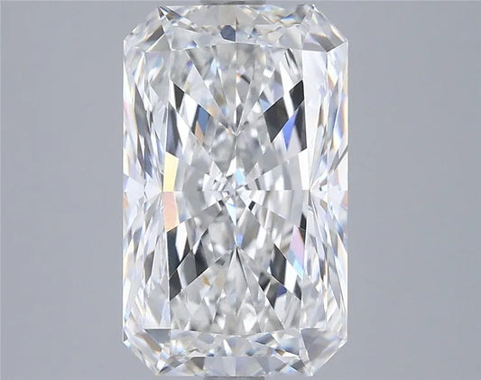4.02ct Radiant Lab Grown Diamond (Colour E, Clarity VVS2, IGI Certified)