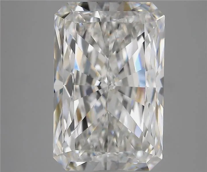 4.52ct Radiant Lab Grown Diamond (Colour E, Clarity VVS2, IGI Certified)